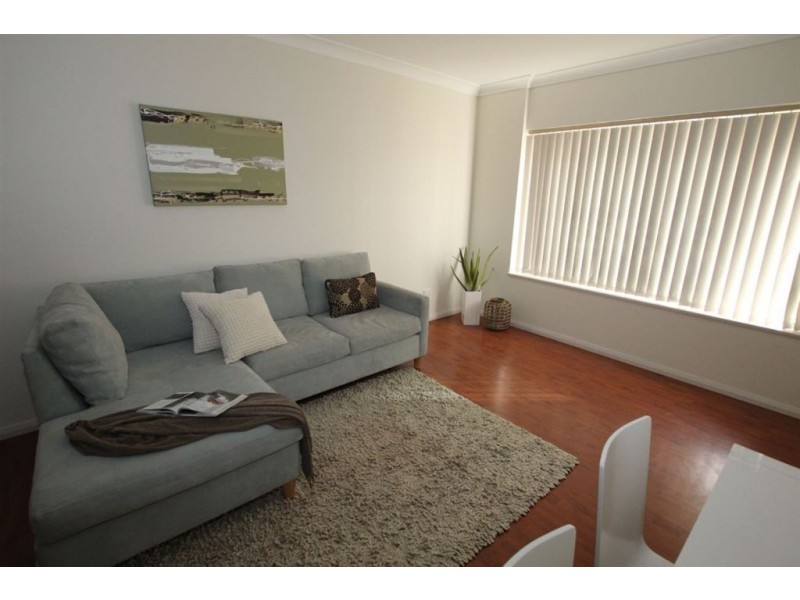 4/192 Seaview Road, Henley Beach South SA 5022
