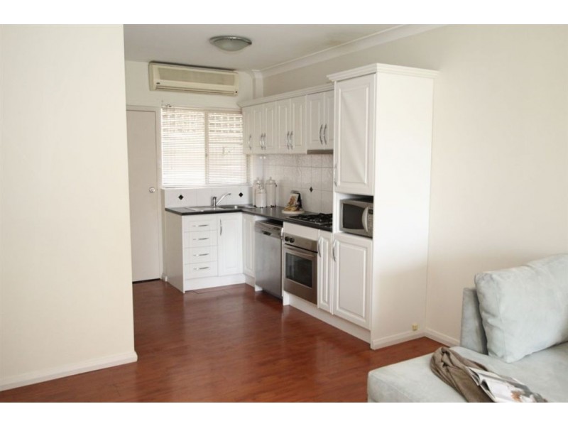 4/192 Seaview Road, Henley Beach South SA 5022