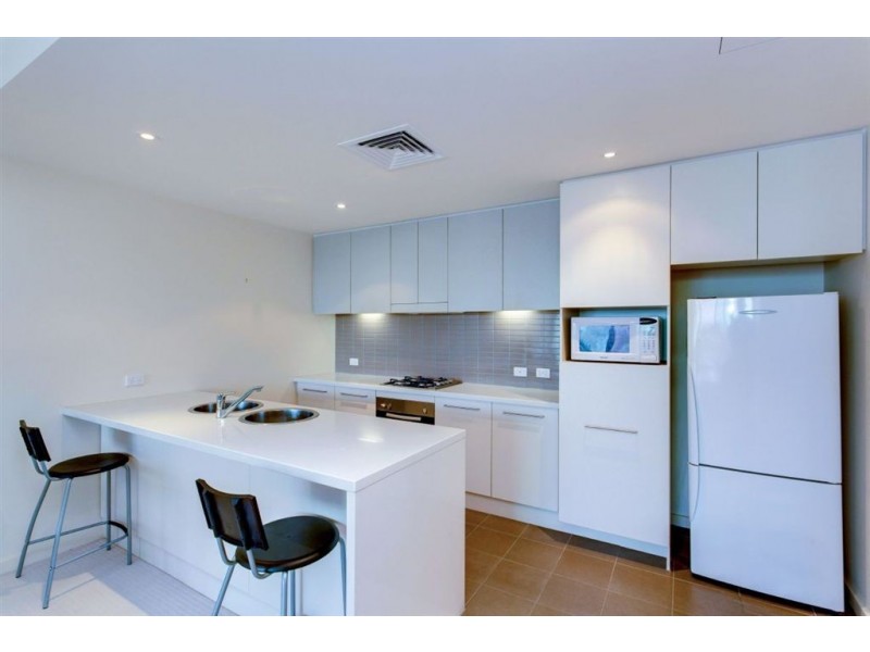 602/1-2 Tarni Court, New Port SA 5015