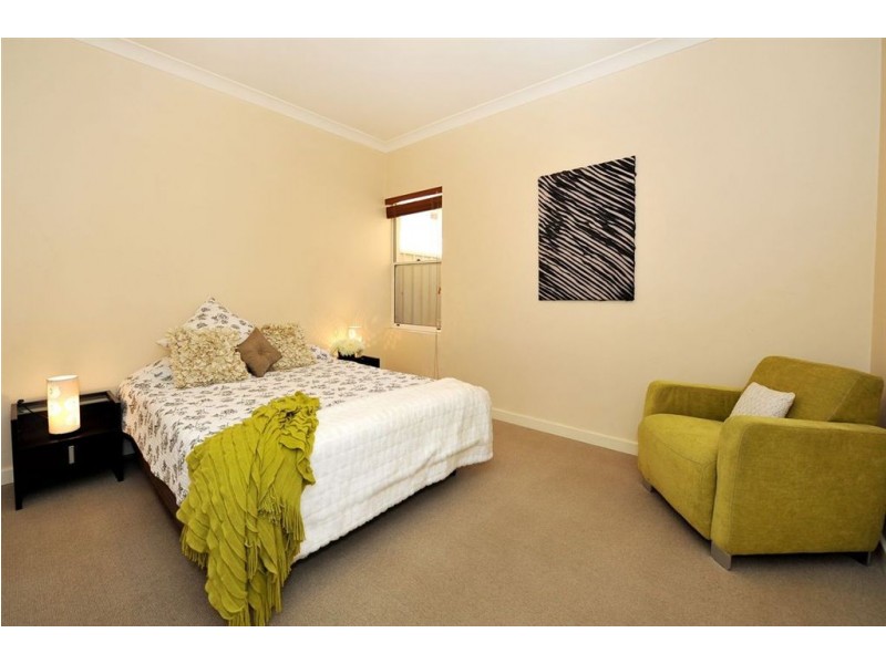 18 East Terrace, Henley Beach SA 5022