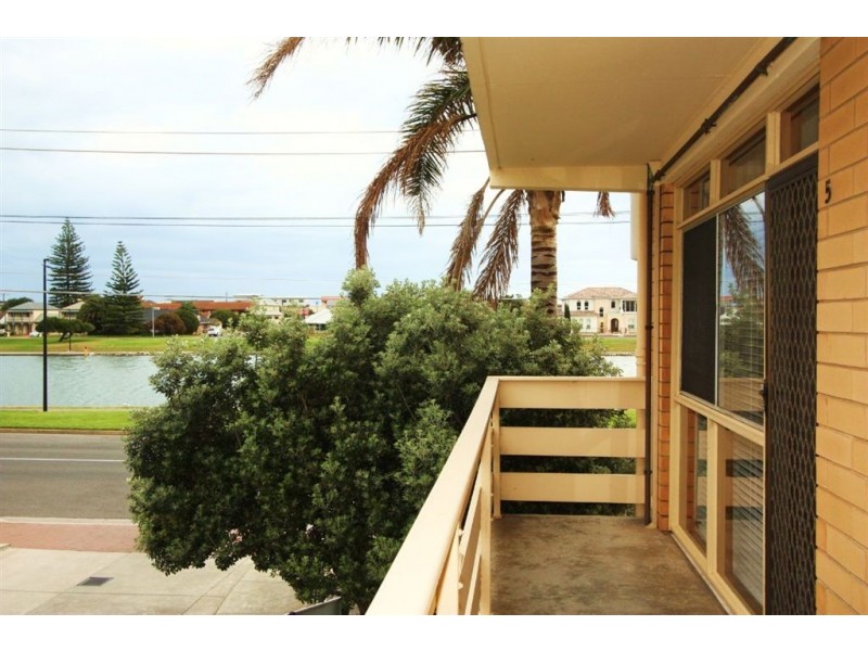 5/50 Adelphi Crescent, Glenelg North SA 5045