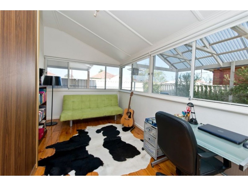 32 Raleigh Avenue, Flinders Park SA 5025