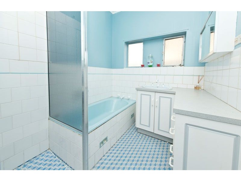 11 Graham Street, Glanville SA 5015