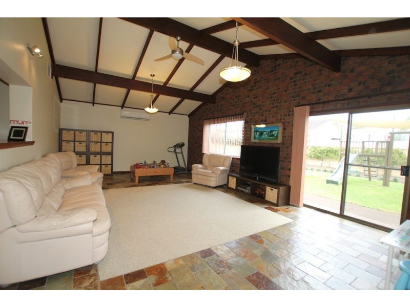 2 Keating Court, West Lakes Shore SA 5020