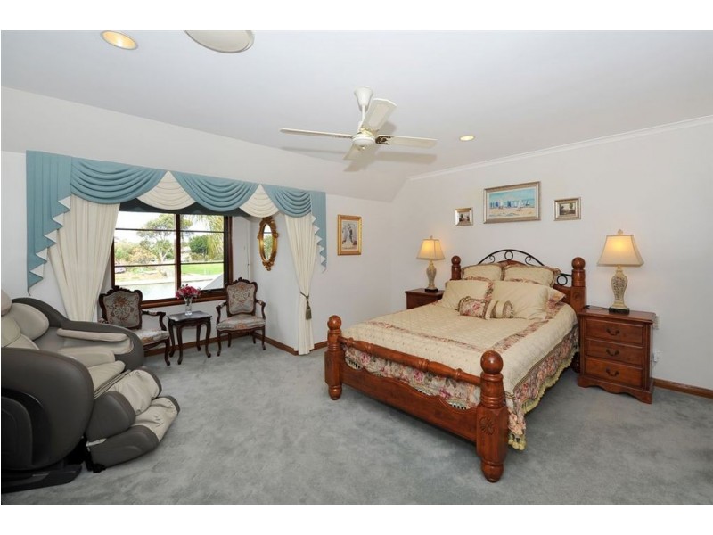 23 Hawaii Court, West Lakes SA 5021