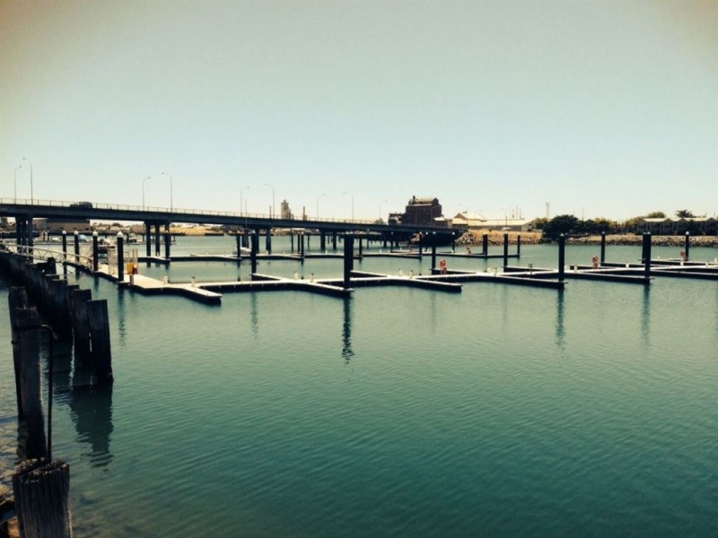 15 Kudlyo Close, New Port SA 5015