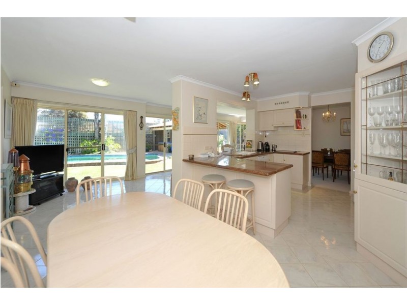 16 Huntingdale Avenue, West Lakes SA 5021