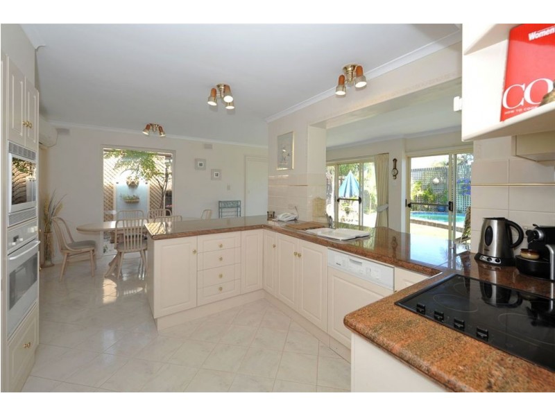 16 Huntingdale Avenue, West Lakes SA 5021