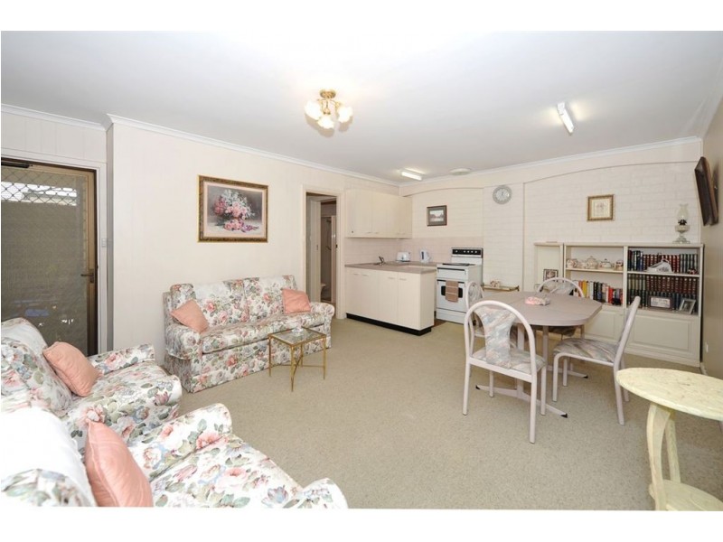 16 Huntingdale Avenue, West Lakes SA 5021