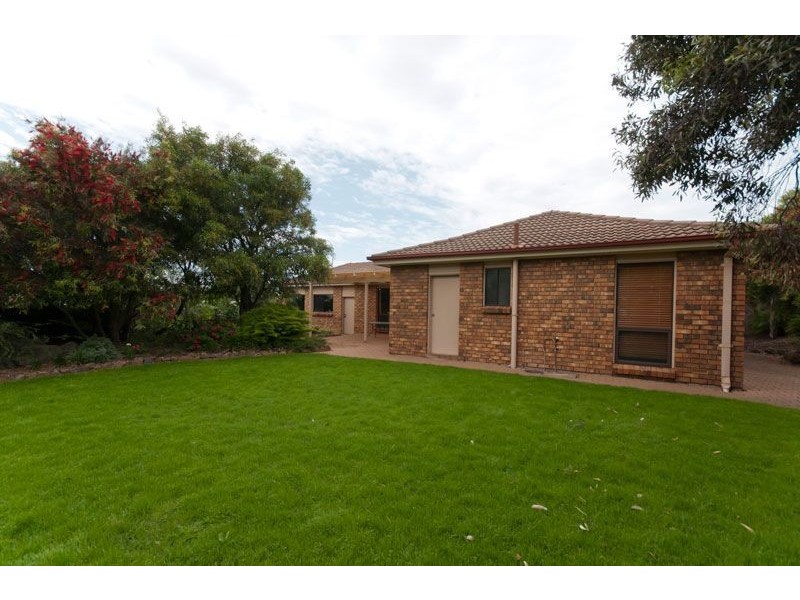 5 Shore Court, West Lakes Shore SA 5020