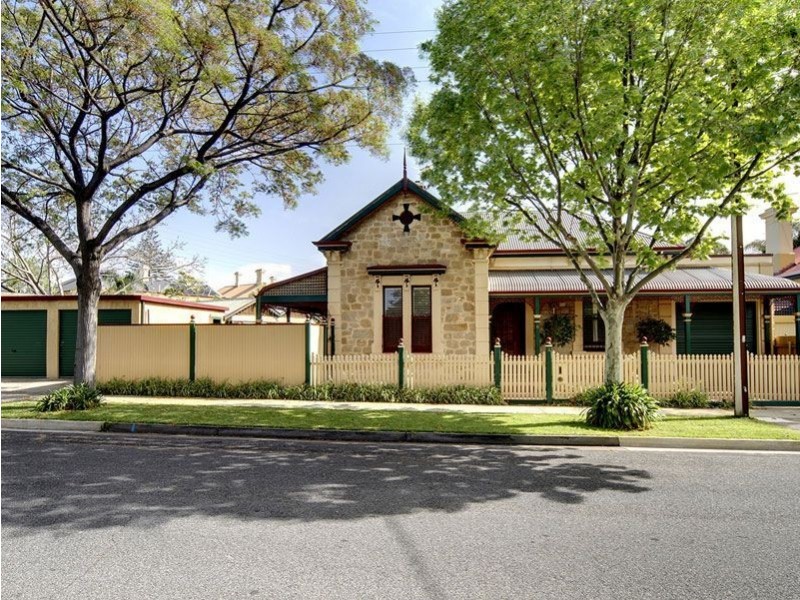 11 Claire Street, Largs Bay SA 5016