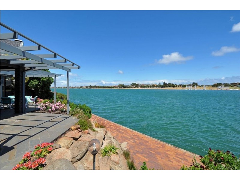 30 Martin Court, West Lakes SA 5021