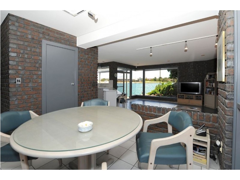 30 Martin Court, West Lakes SA 5021