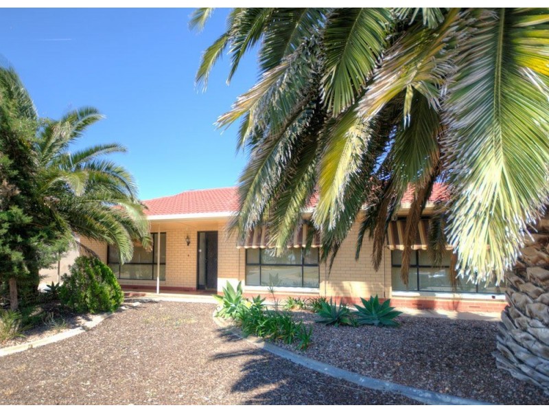 12 Sir Ewen Waterman Avenue, North Haven SA 5018