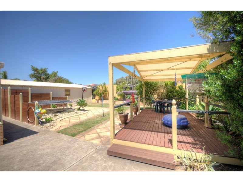 12 Sir Ewen Waterman Avenue, North Haven SA 5018