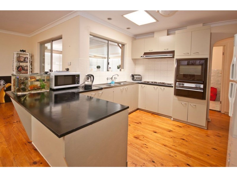 12 Sir Ewen Waterman Avenue, North Haven SA 5018