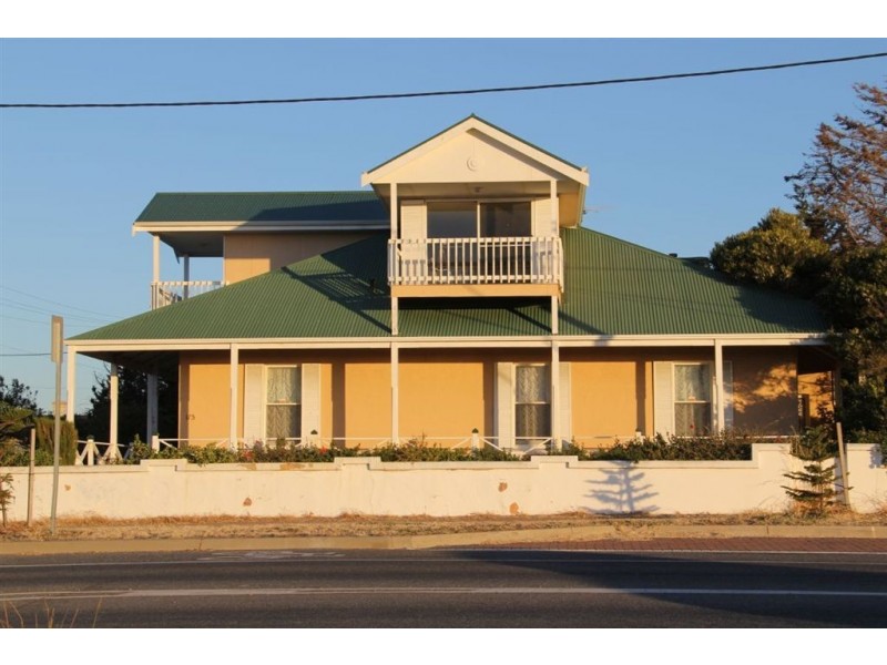 173 Esplanade, Largs Bay SA 5016