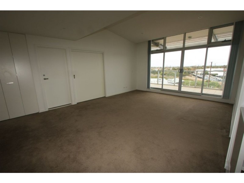 508/6-8 Wirra Drive, New Port SA 5015