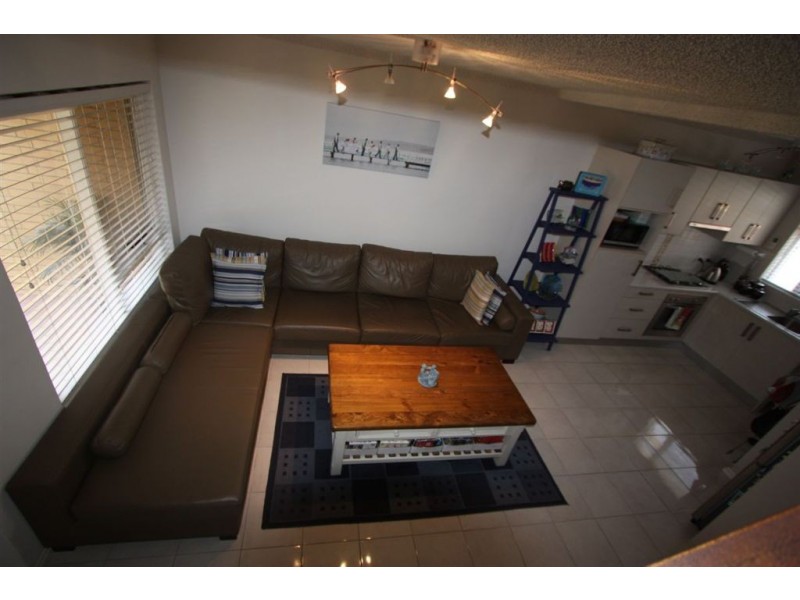 2/364 Military Road, Semaphore SA 5019