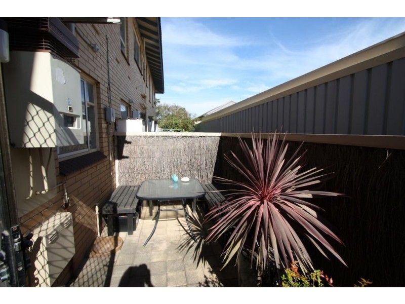 2/364 Military Road, Semaphore SA 5019