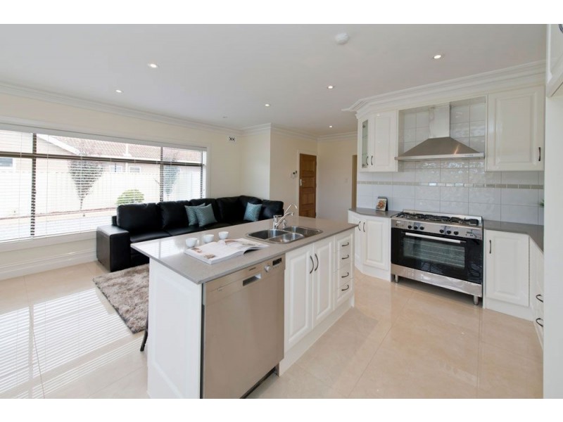 720 Military Road, Taperoo SA 5017