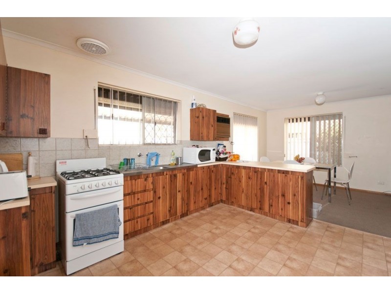 15 Sea Spray Avenue, North Haven SA 5018