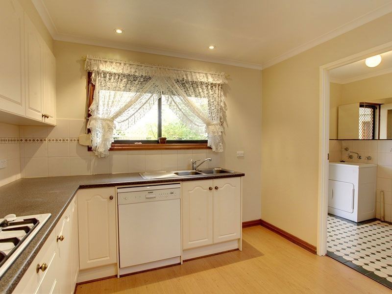 5/10 Minna Terrace, Semaphore Park SA 5019