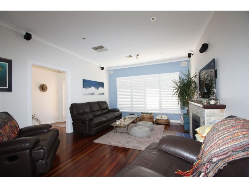 45 East Terrace, Henley Beach SA 5022