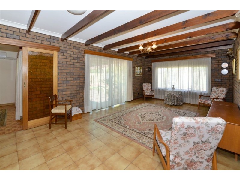 2 Mia Court, West Lakes SA 5021