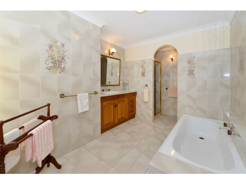 2 Mia Court, West Lakes SA 5021