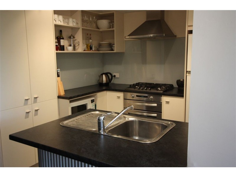 15 Sutherland St, Glanville SA 5015