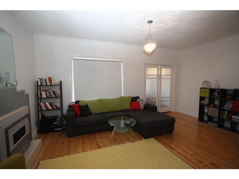 16 Waverley Street, Largs Bay SA 5016