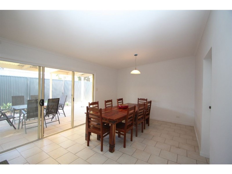 16 Waverley Street, Largs Bay SA 5016