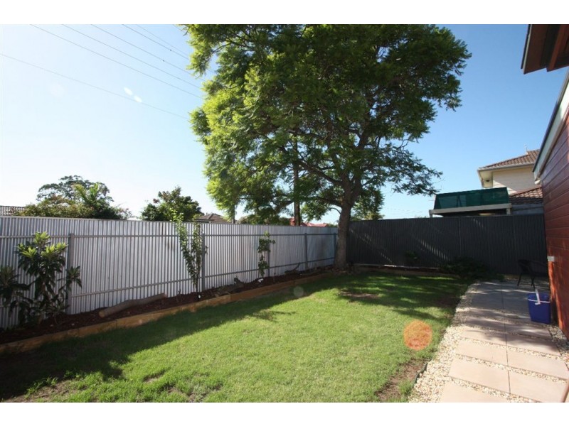 16 Waverley Street, Largs Bay SA 5016