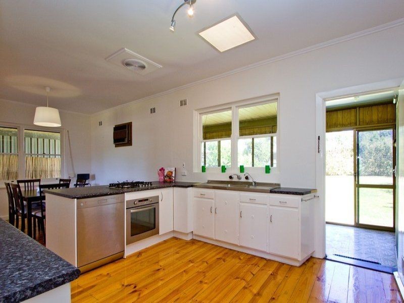 4 David Ave, Glenelg North SA 5045