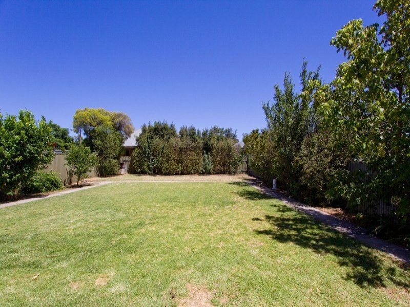 4 David Ave, Glenelg North SA 5045