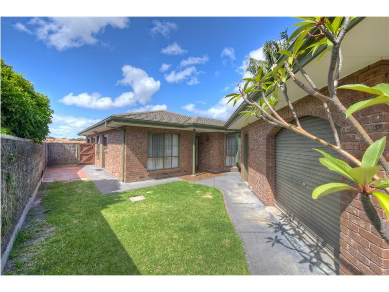 8/58 Military Road, Tennyson SA 5022