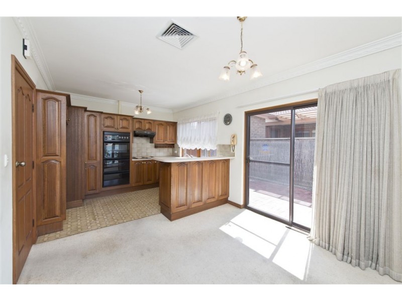 8/58 Military Road, Tennyson SA 5022