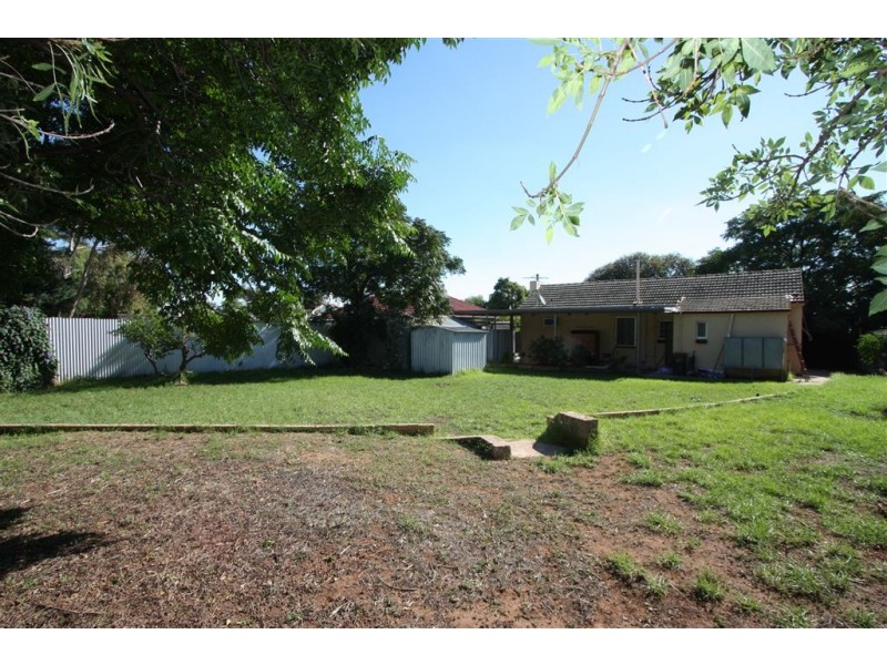 20 Halsey Road, Elizabeth East SA 5112