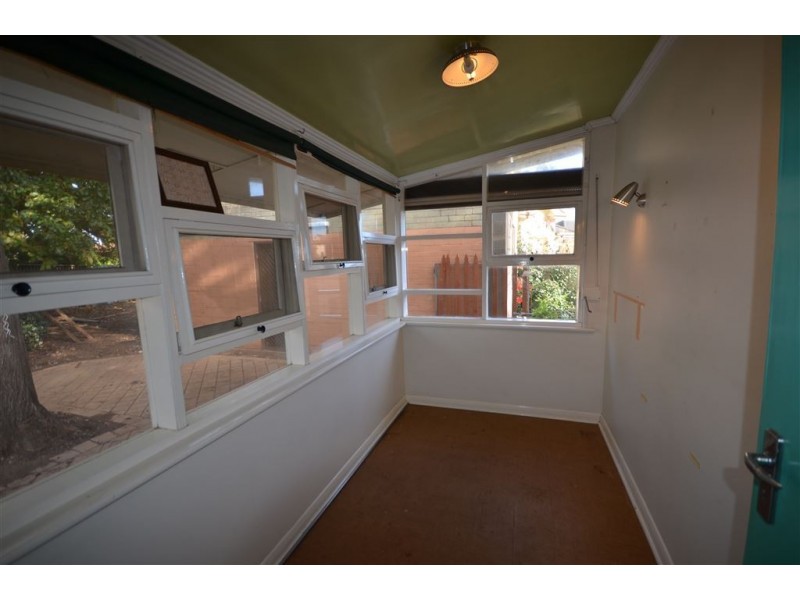 22 Third Avenue, Seaton SA 5023