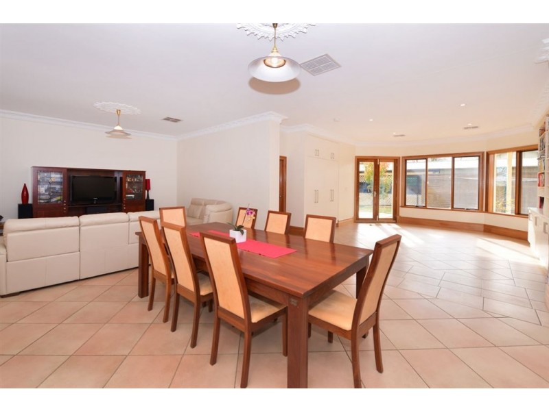 24 Johns Road, Prospect SA 5082