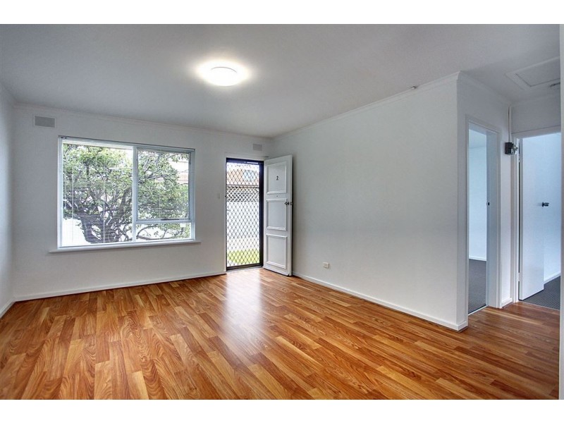 2/9 Bartlett Terrace, Semaphore Park SA 5019