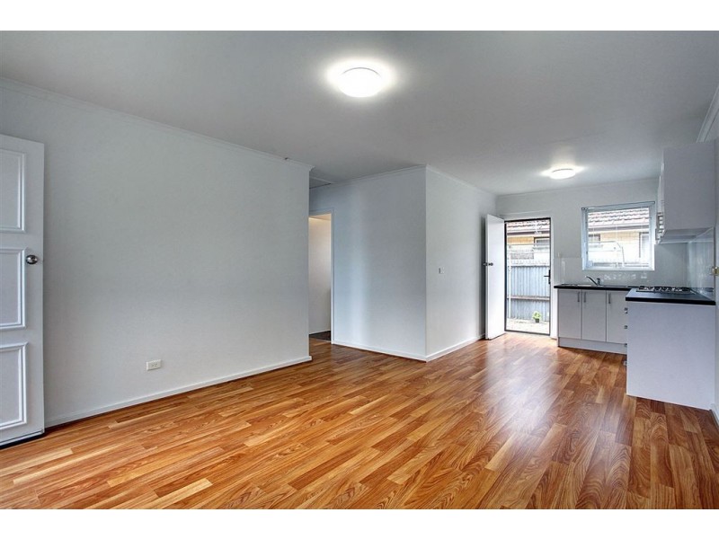 2/9 Bartlett Terrace, Semaphore Park SA 5019