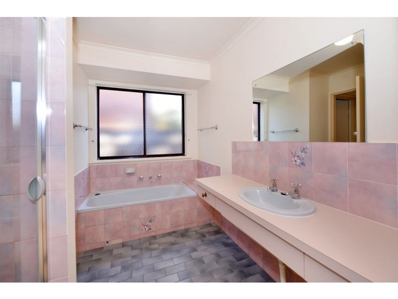 32 Sir Keith Smith Drive, North Haven SA 5018