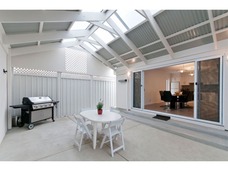 2/81 Esplanade, Semaphore SA 5019
