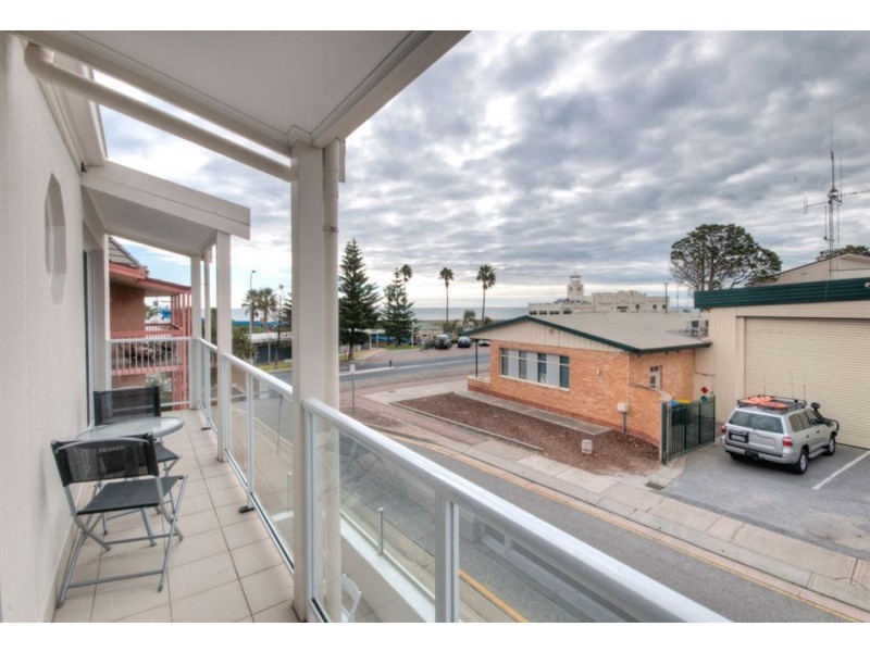 2/81 Esplanade, Semaphore SA 5019