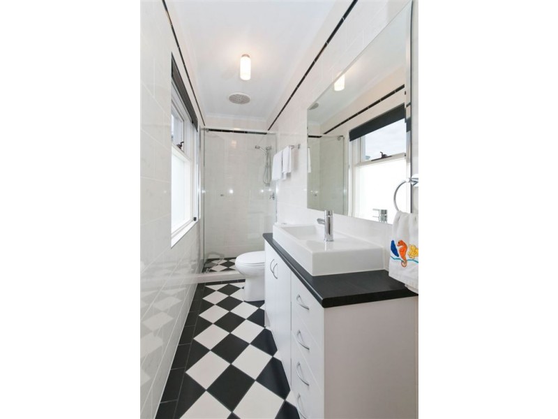 2/81 Esplanade, Semaphore SA 5019