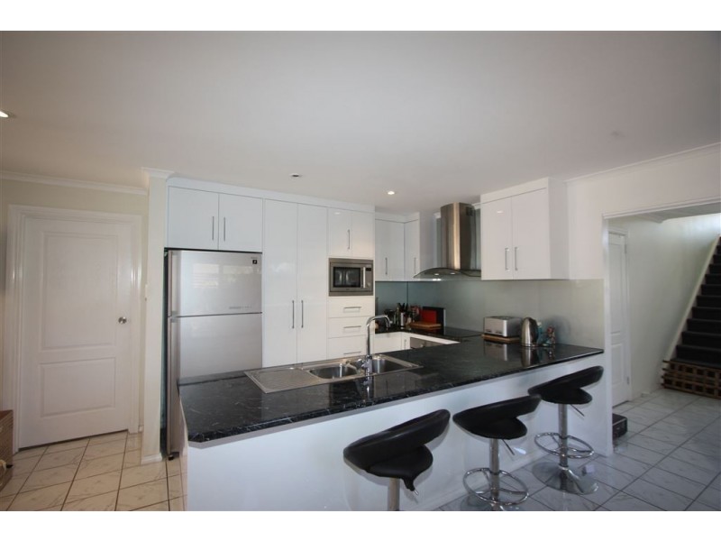9 One And All Drive, North Haven SA 5018
