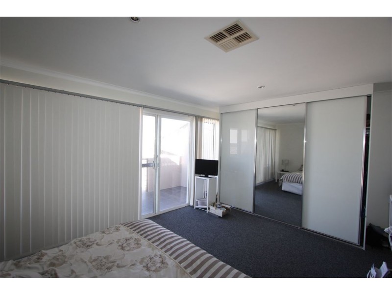 9 One And All Drive, North Haven SA 5018
