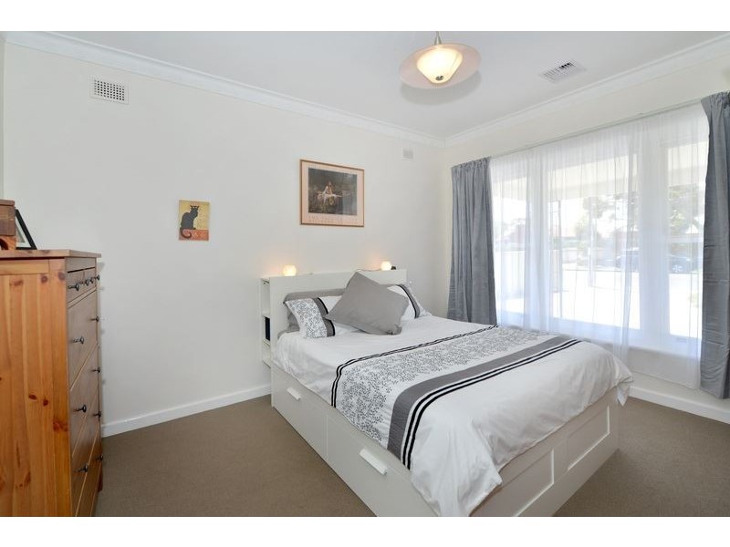 38 Stradbroke Avenue, Plympton Park SA 5038